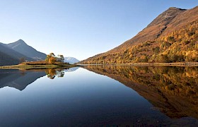 Autumn cruise Caledonian Canal Cruise