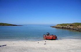 Ashore at the idylic Monach Isles