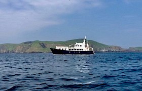 Emma Jane anchored off the Shiant Islands