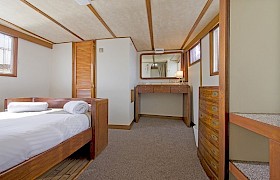 Ensuite master cabin