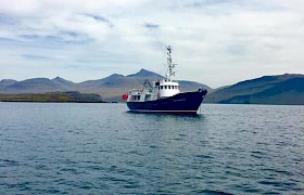 Skipper James Fairbairns