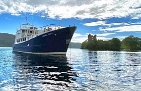 Cruise Loch Ness Urquart Castle James Fairbairns