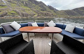 Aft deck seating area