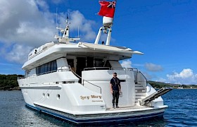 Lucy Mary at anchor